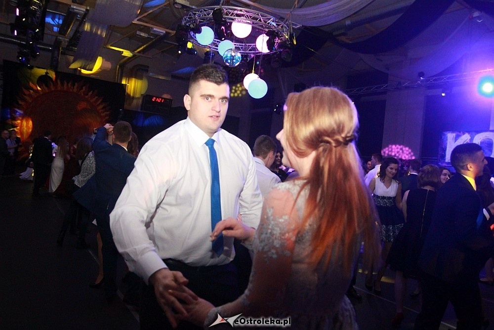 Studniówka III LO w Ostrołęce [07.01.2017] - zdjęcie #62 - eOstroleka.pl