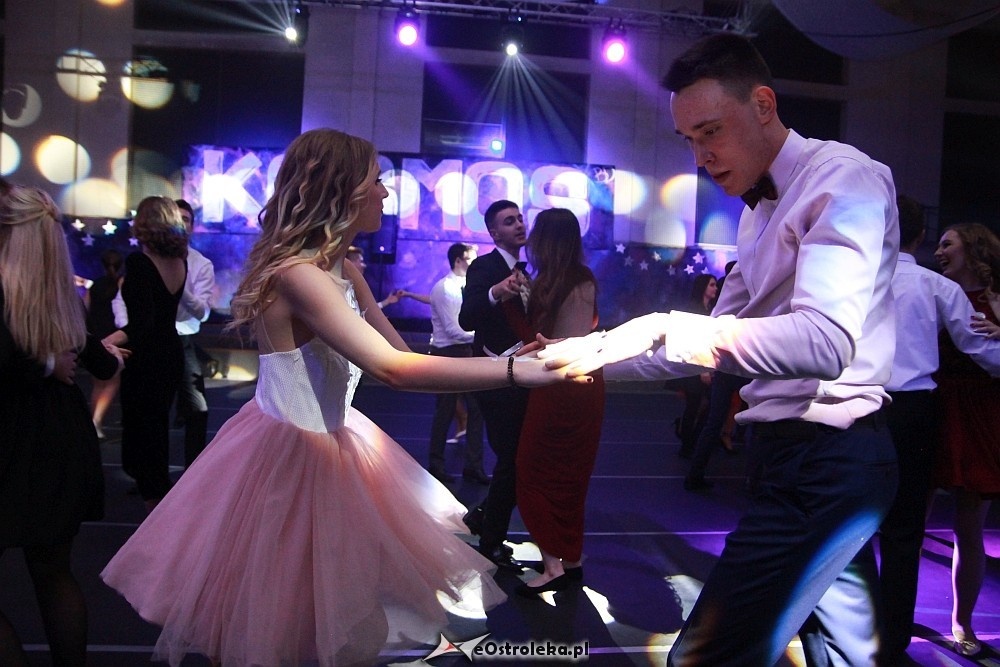 Studniówka III LO w Ostrołęce [07.01.2017] - zdjęcie #36 - eOstroleka.pl