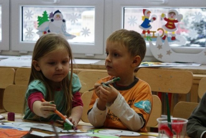 Przedszkolaki wspierają Wielką Orkiestrę Świątecznej Pomocy (07.01.10) - zdjęcie #4 - eOstroleka.pl