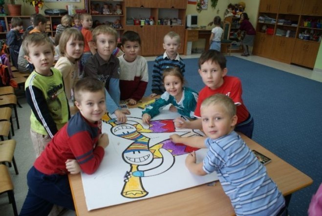 Przedszkolaki wspierają Wielką Orkiestrę Świątecznej Pomocy (07.01.10) - zdjęcie #12 - eOstroleka.pl