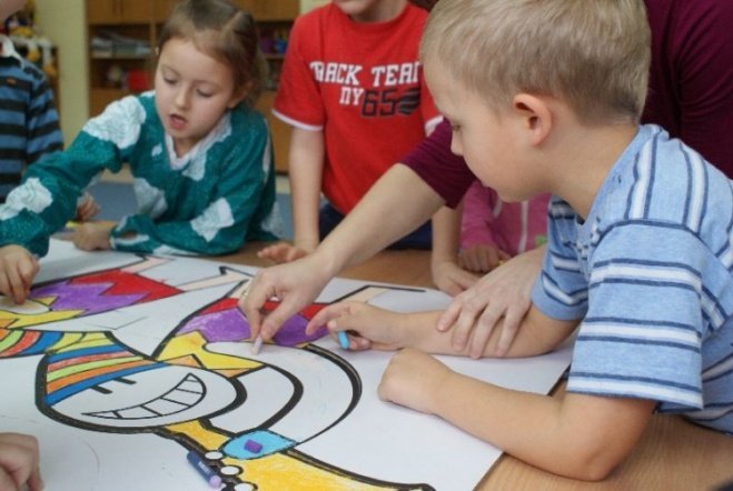 Przedszkolaki wspierają Wielką Orkiestrę Świątecznej Pomocy (07.01.10) - zdjęcie #10 - eOstroleka.pl