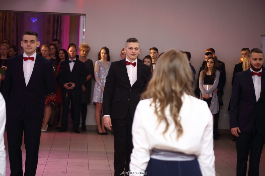 Studniówka w Zespole Szkół Zawodowych nr 1 w Ostrołęce [ZDJĘCIA] - zdjęcie #151 - eOstroleka.pl
