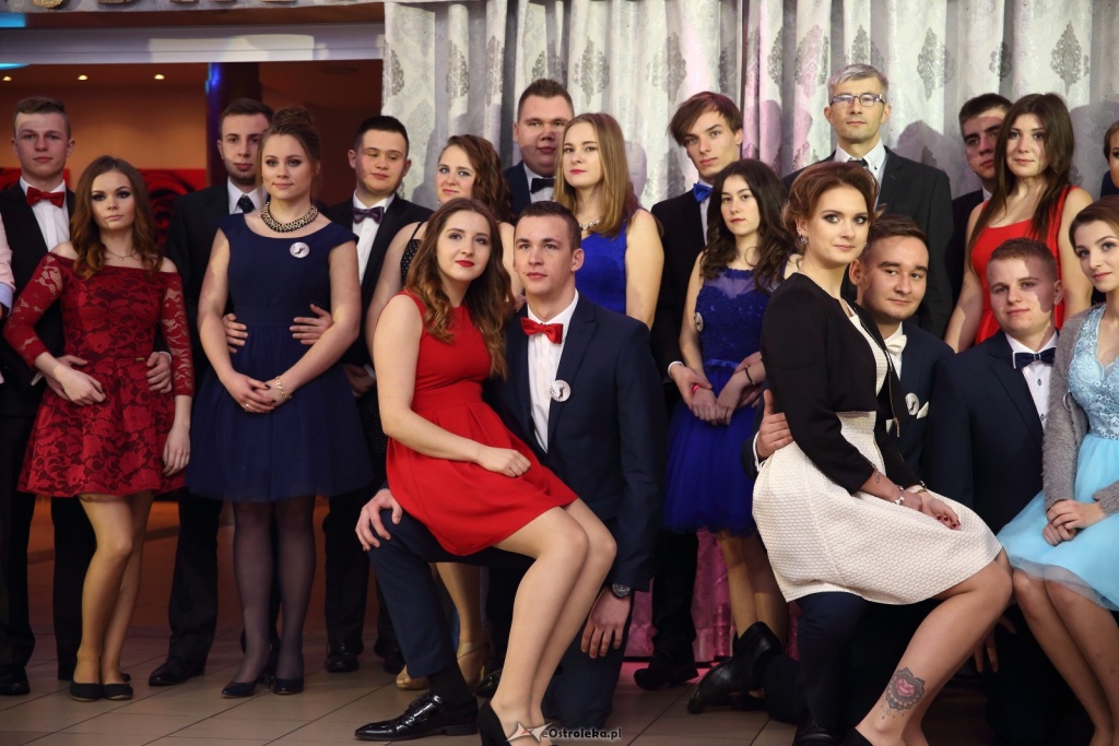 Studniówka w Zespole Szkół Zawodowych nr 1 w Ostrołęce [ZDJĘCIA] - zdjęcie #130 - eOstroleka.pl