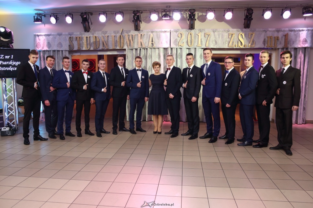 Studniówka w Zespole Szkół Zawodowych nr 1 w Ostrołęce [ZDJĘCIA] - zdjęcie #118 - eOstroleka.pl