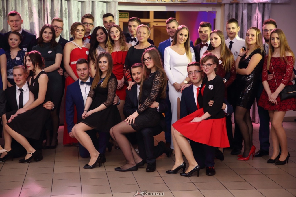 Studniówka w Zespole Szkół Zawodowych nr 1 w Ostrołęce [ZDJĘCIA] - zdjęcie #113 - eOstroleka.pl