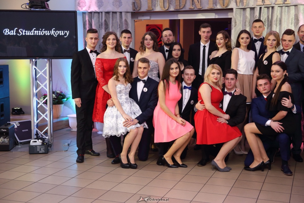 Studniówka w Zespole Szkół Zawodowych nr 1 w Ostrołęce [ZDJĘCIA] - zdjęcie #94 - eOstroleka.pl