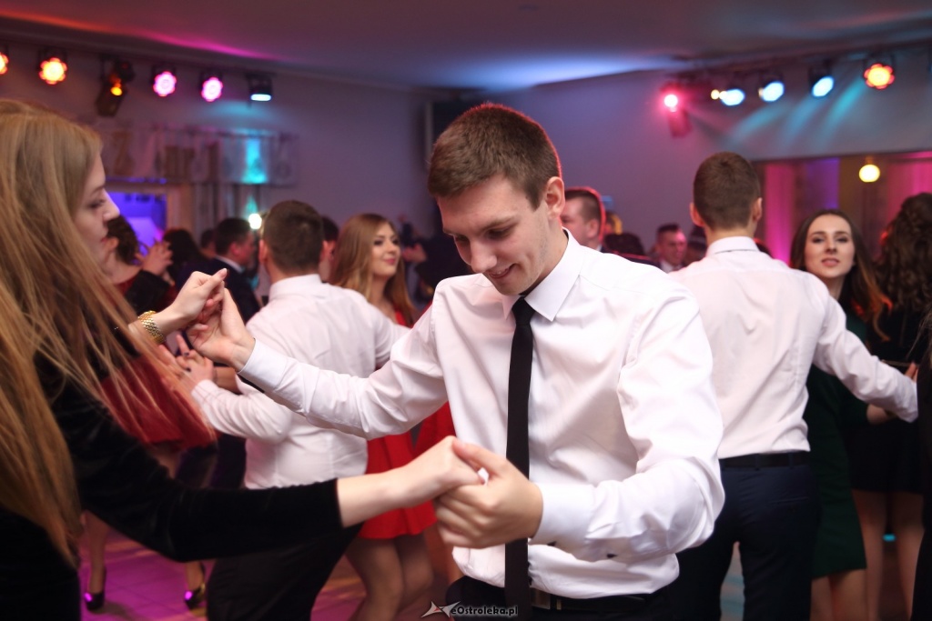 Studniówka w Zespole Szkół Zawodowych nr 1 w Ostrołęce [ZDJĘCIA] - zdjęcie #66 - eOstroleka.pl