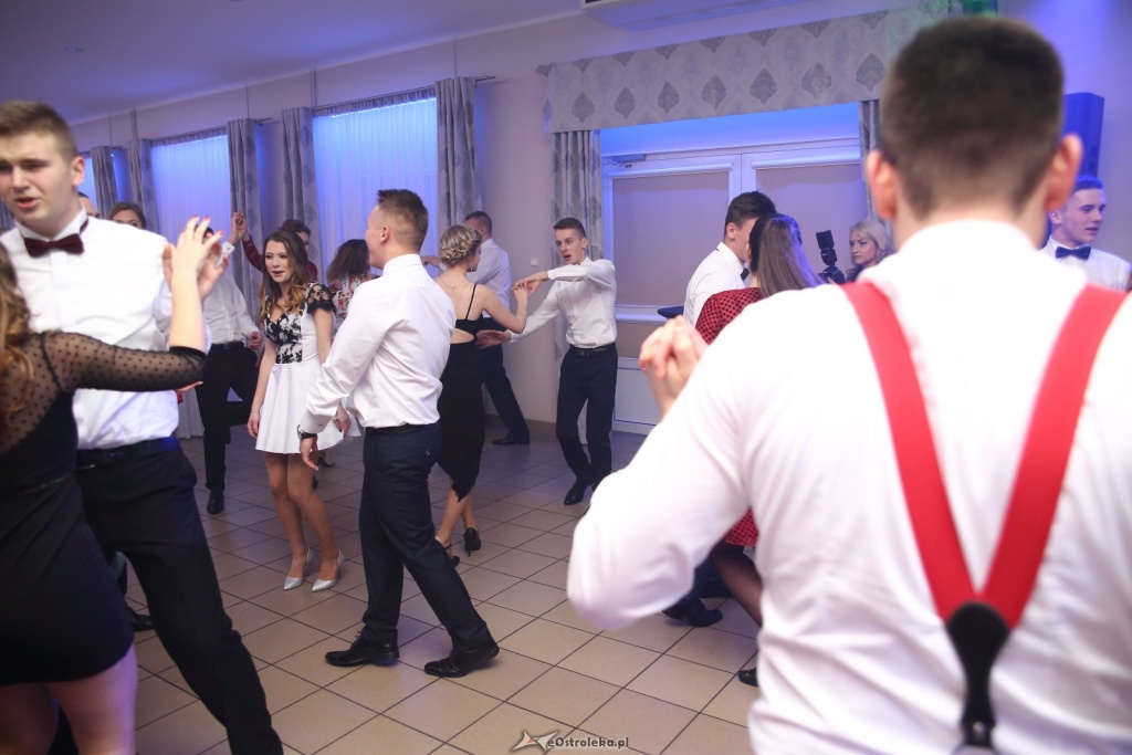 Studniówka w Zespole Szkół Zawodowych nr 1 w Ostrołęce [ZDJĘCIA] - zdjęcie #59 - eOstroleka.pl