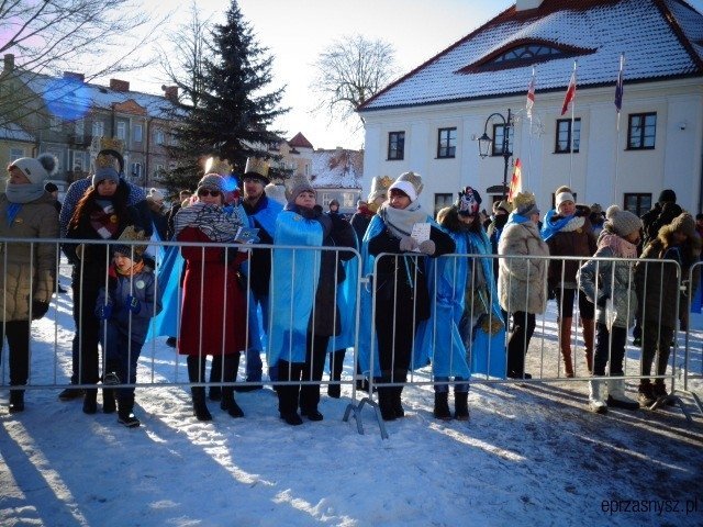 Orszak Trzech Króli po raz czwarty na ulicach Przasnysza [WIDEO, ZDJĘCIA] - zdjęcie #83 - eOstroleka.pl