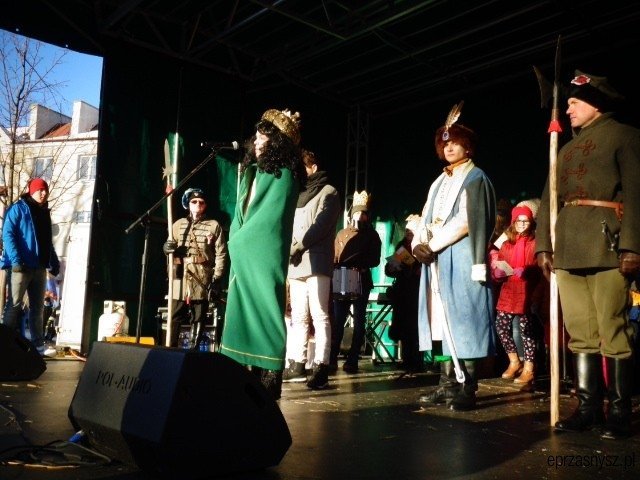 Orszak Trzech Króli po raz czwarty na ulicach Przasnysza [WIDEO, ZDJĘCIA] - zdjęcie #35 - eOstroleka.pl