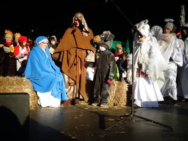 Orszak Trzech Króli po raz czwarty na ulicach Przasnysza [WIDEO, ZDJĘCIA] - zdjęcie #20 - eOstroleka.pl