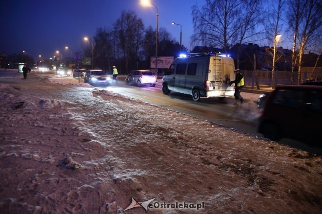 Kolejna piesza potrącona przy Goworowskiej [ZDJĘCIA] - zdjęcie #3 - eOstroleka.pl