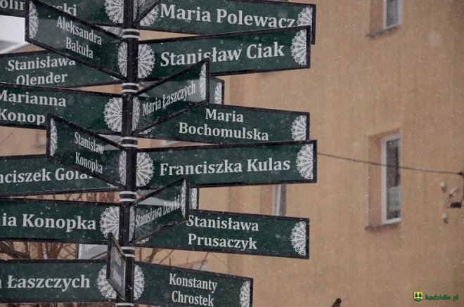 W Kadzidle powstał Skwer Kurpiowskich Artystów [ZDJĘCIA] - zdjęcie #25 - eOstroleka.pl