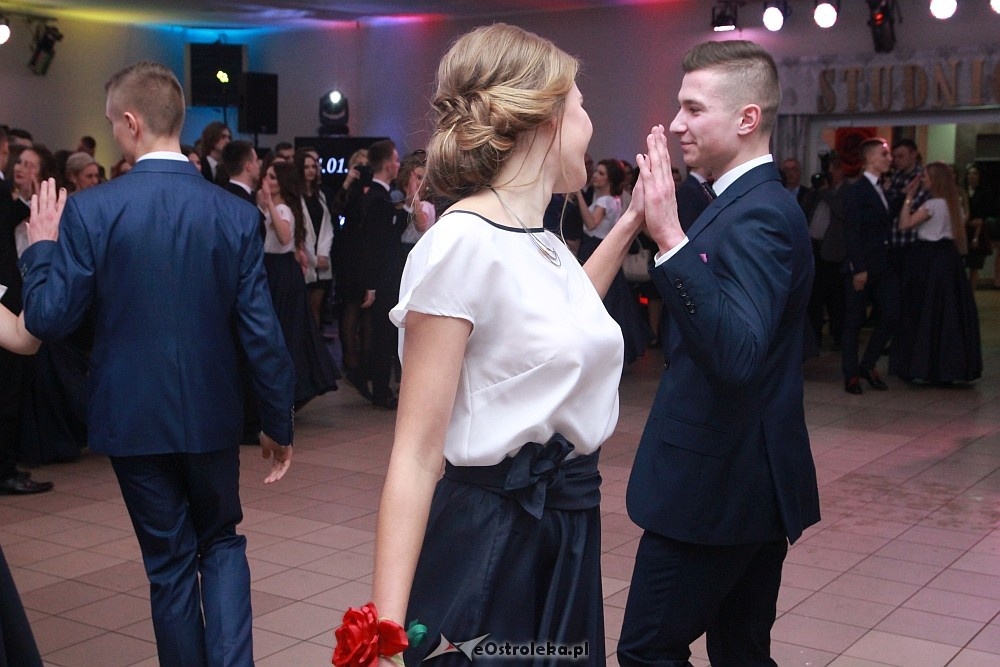 Studniówka w I LO w Ostrołęce [14.01.2017] - zdjęcie #146 - eOstroleka.pl