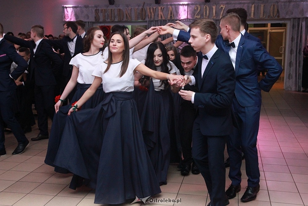 Studniówka w I LO w Ostrołęce [14.01.2017] - zdjęcie #128 - eOstroleka.pl