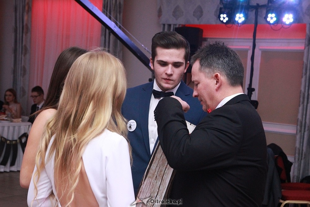 Studniówka w I LO w Ostrołęce [14.01.2017] - zdjęcie #106 - eOstroleka.pl