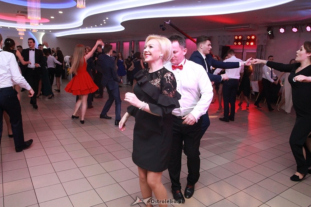 Studniówka w I LO w Ostrołęce [14.01.2017] - zdjęcie #99 - eOstroleka.pl