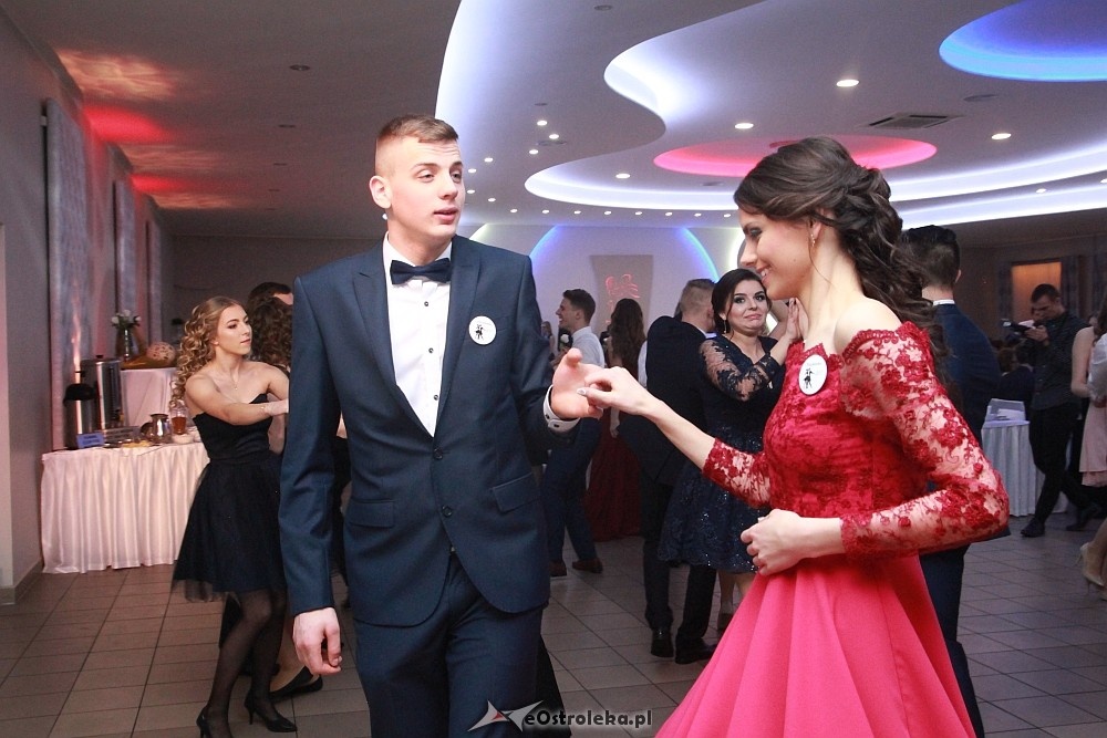 Studniówka w I LO w Ostrołęce [14.01.2017] - zdjęcie #96 - eOstroleka.pl