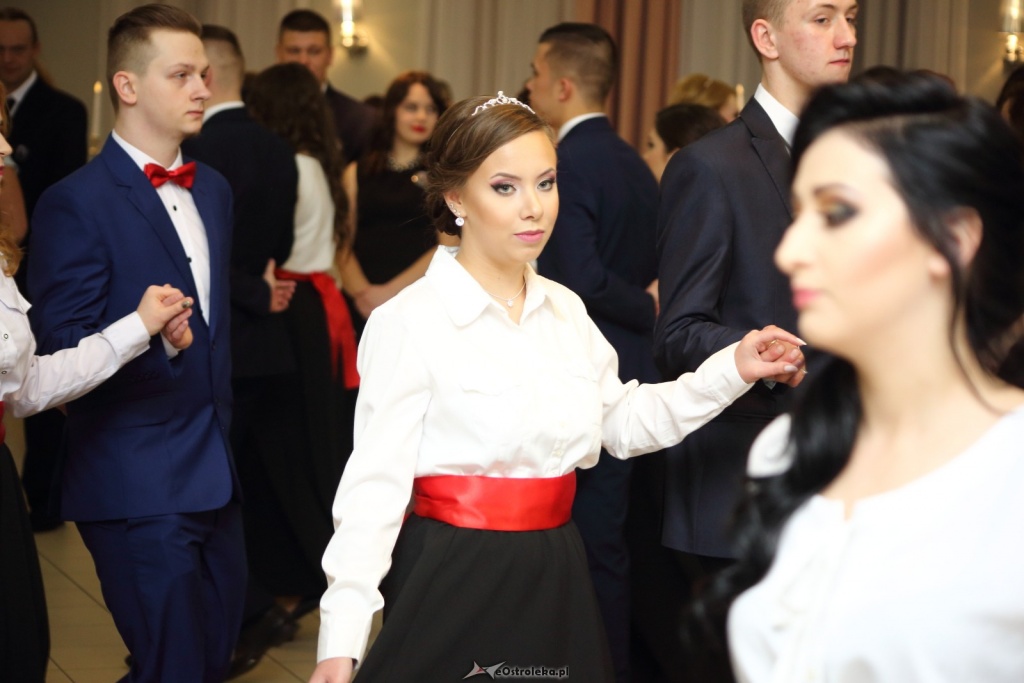 Studniówka w ZSZ nr 3 w Ostrołęce [14.01.2017] - zdjęcie #86 - eOstroleka.pl