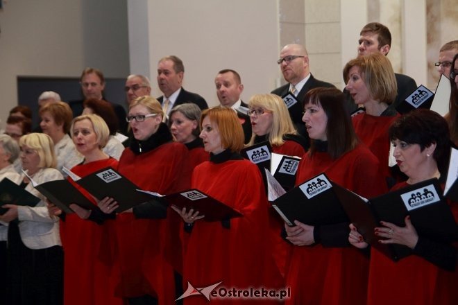 Koncert kolęd w kościele pw. św Franciszka z Asyżu [15.01.2017] - zdjęcie #20 - eOstroleka.pl