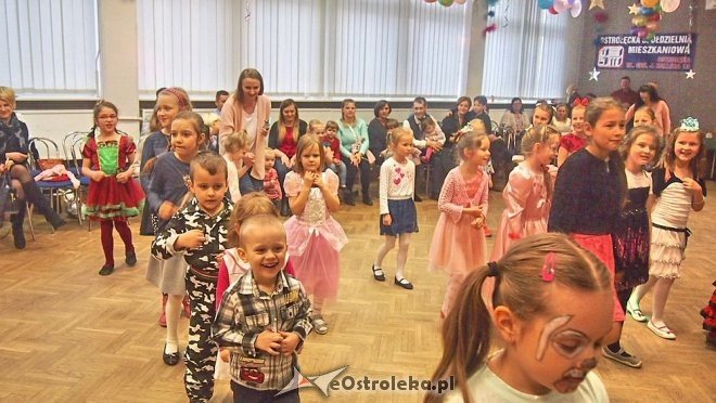 Choinka Osiedla Dzieci Polskich w Klubie Lokator [ZDJĘCIA] - zdjęcie #7 - eOstroleka.pl