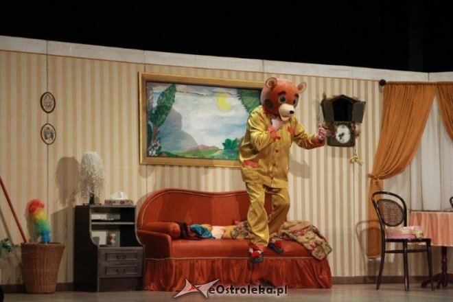 Spektakl o zakochanym misiu w Ostrołęckim Centrum Kultury [ZDJĘCIA] - zdjęcie #10 - eOstroleka.pl