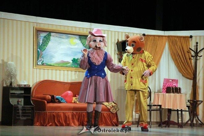 Spektakl o zakochanym misiu w Ostrołęckim Centrum Kultury [ZDJĘCIA] - zdjęcie #8 - eOstroleka.pl