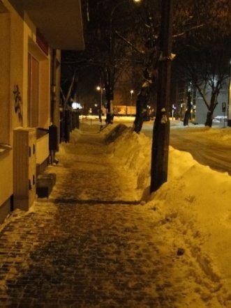 Akcja odśnieżania miasta (11.01.10) - zdjęcie #29 - eOstroleka.pl