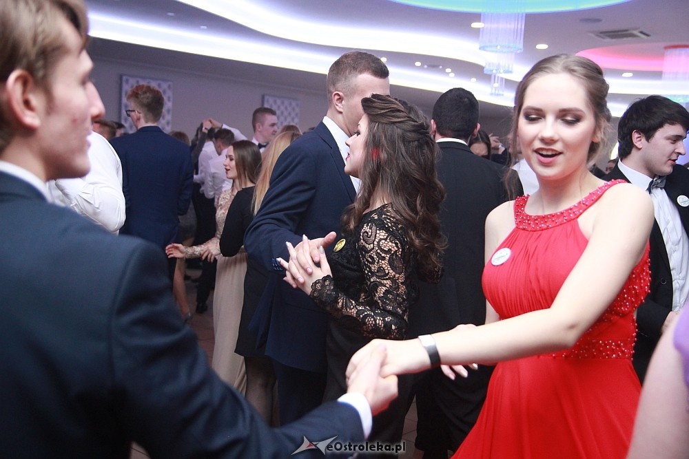 Studniówka 2017 w II Liceum Ogólnokształcącym w Ostrołęce [21.01.2017] - zdjęcie #195 - eOstroleka.pl