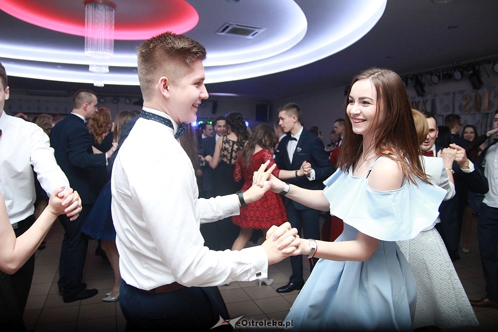 Studniówka 2017 w II Liceum Ogólnokształcącym w Ostrołęce [21.01.2017] - zdjęcie #189 - eOstroleka.pl