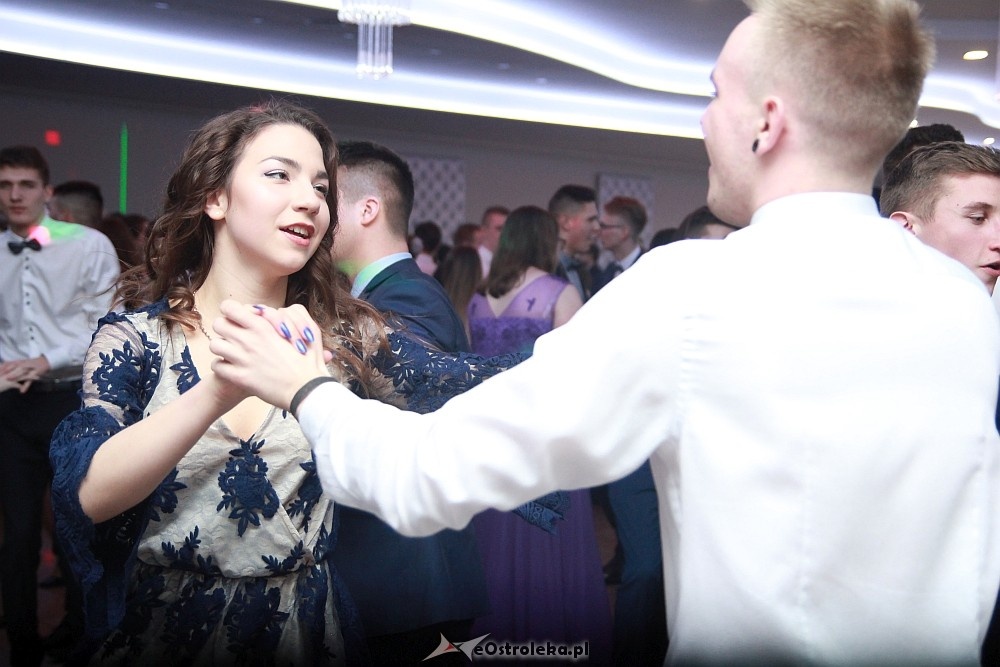 Studniówka 2017 w II Liceum Ogólnokształcącym w Ostrołęce [21.01.2017] - zdjęcie #183 - eOstroleka.pl