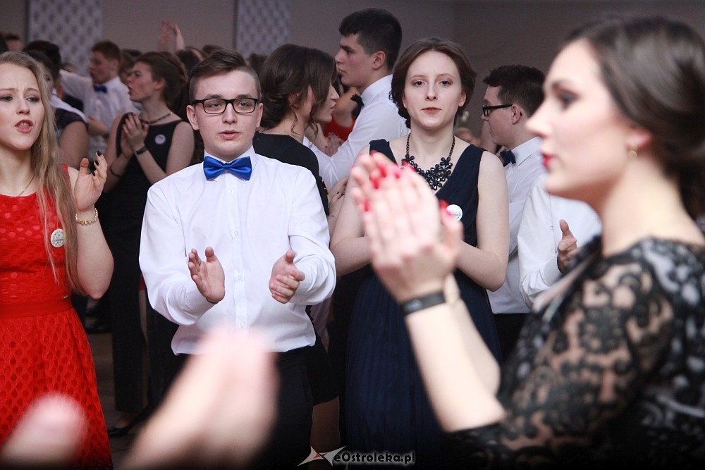 Studniówka 2017 w II Liceum Ogólnokształcącym w Ostrołęce [21.01.2017] - zdjęcie #182 - eOstroleka.pl