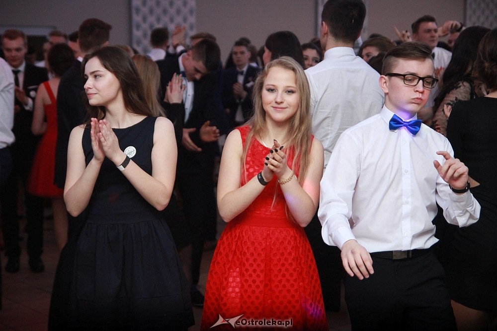 Studniówka 2017 w II Liceum Ogólnokształcącym w Ostrołęce [21.01.2017] - zdjęcie #180 - eOstroleka.pl