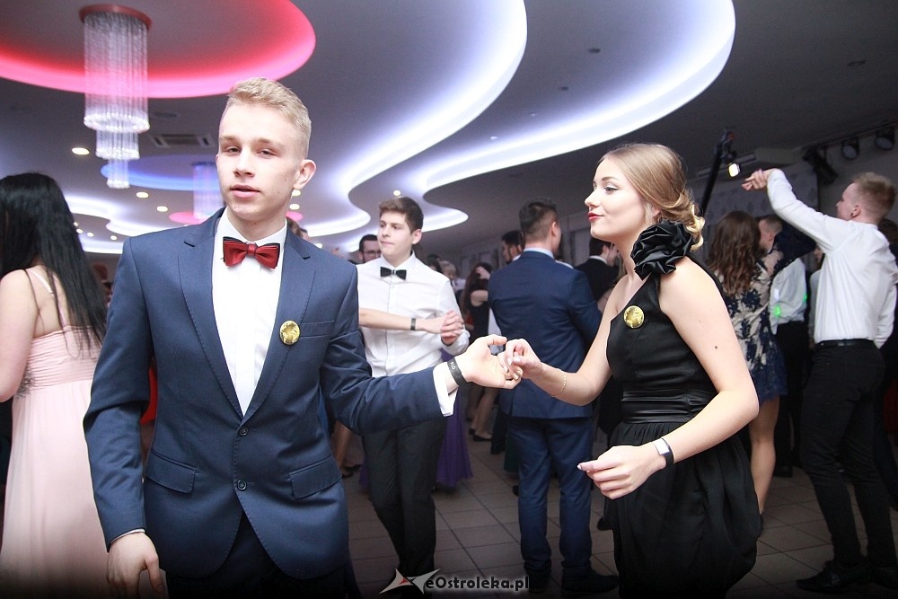 Studniówka 2017 w II Liceum Ogólnokształcącym w Ostrołęce [21.01.2017] - zdjęcie #174 - eOstroleka.pl