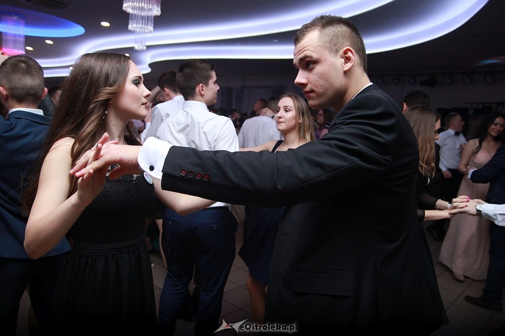 Studniówka 2017 w II Liceum Ogólnokształcącym w Ostrołęce [21.01.2017] - zdjęcie #164 - eOstroleka.pl
