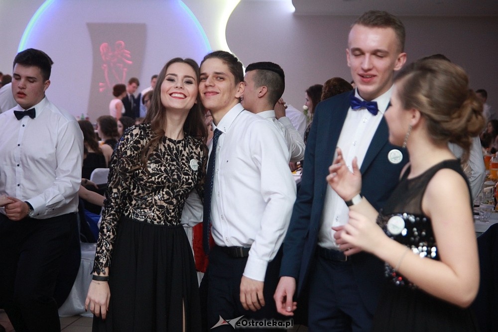 Studniówka 2017 w II Liceum Ogólnokształcącym w Ostrołęce [21.01.2017] - zdjęcie #161 - eOstroleka.pl