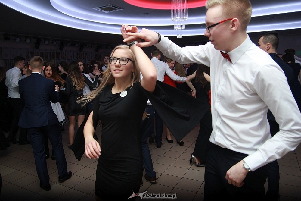 Studniówka 2017 w II Liceum Ogólnokształcącym w Ostrołęce [21.01.2017] - zdjęcie #134 - eOstroleka.pl