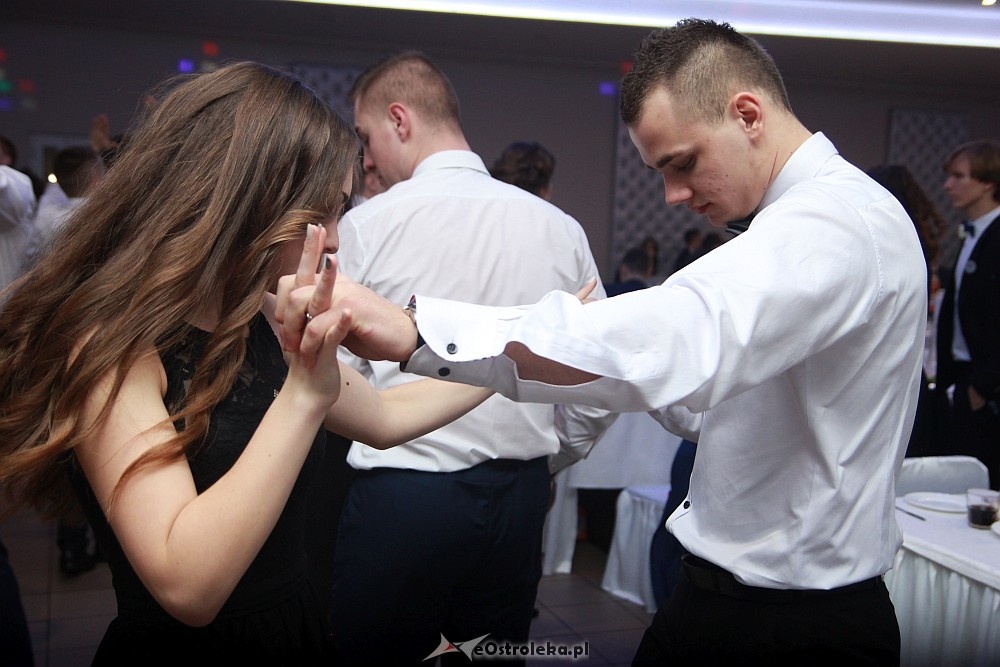 Studniówka 2017 w II Liceum Ogólnokształcącym w Ostrołęce [21.01.2017] - zdjęcie #133 - eOstroleka.pl
