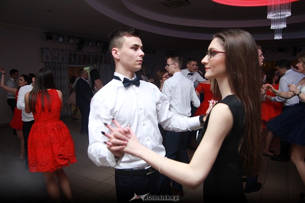 Studniówka 2017 w II Liceum Ogólnokształcącym w Ostrołęce [21.01.2017] - zdjęcie #109 - eOstroleka.pl