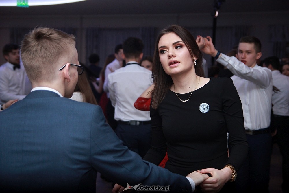 Studniówka 2017 w II Liceum Ogólnokształcącym w Ostrołęce [21.01.2017] - zdjęcie #100 - eOstroleka.pl