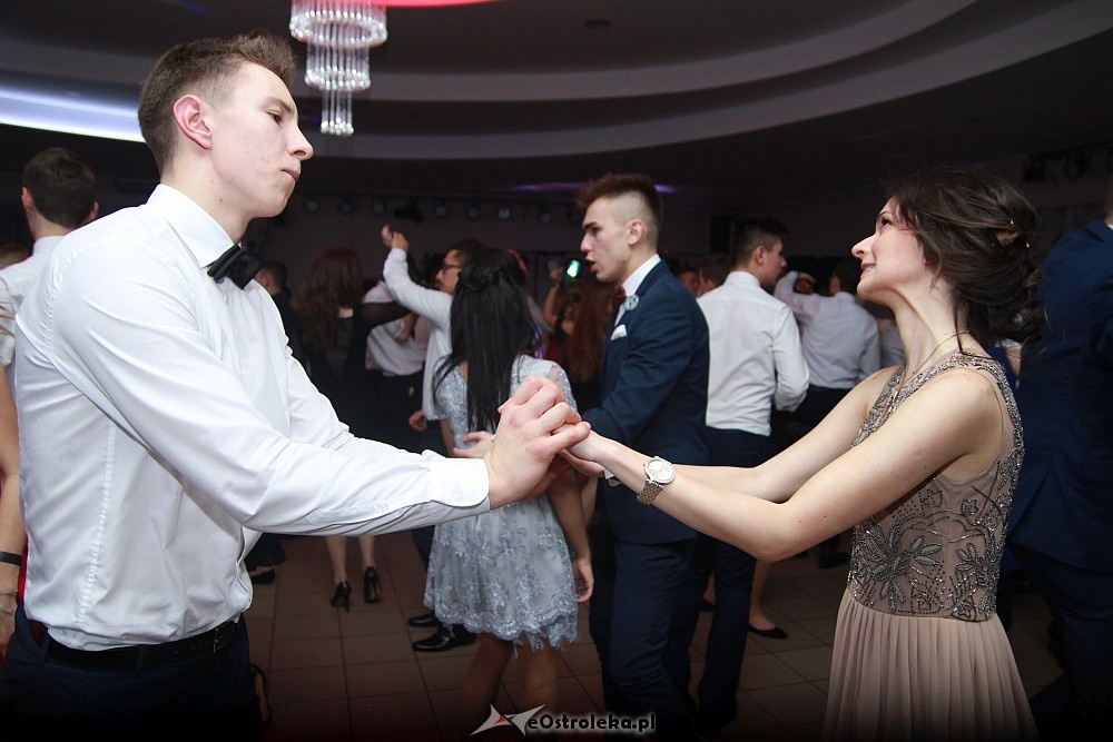 Studniówka 2017 w II Liceum Ogólnokształcącym w Ostrołęce [21.01.2017] - zdjęcie #96 - eOstroleka.pl