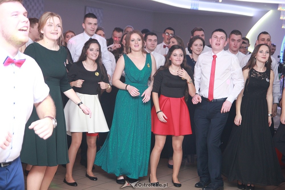 Studniówka 2017 w II Liceum Ogólnokształcącym w Ostrołęce [21.01.2017] - zdjęcie #76 - eOstroleka.pl