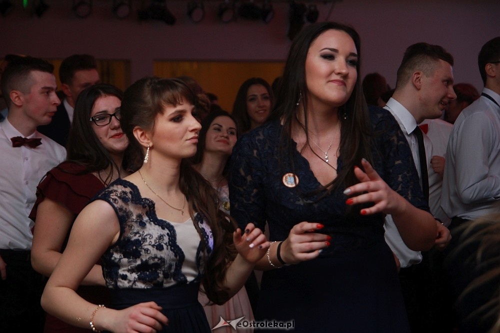 Studniówka 2017 w II Liceum Ogólnokształcącym w Ostrołęce [21.01.2017] - zdjęcie #75 - eOstroleka.pl
