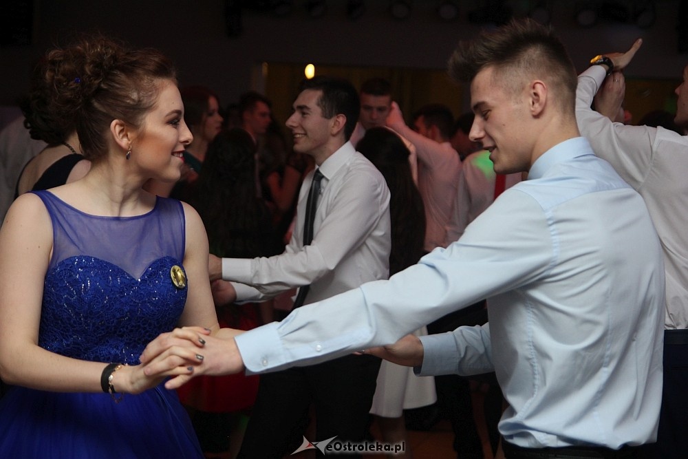 Studniówka 2017 w II Liceum Ogólnokształcącym w Ostrołęce [21.01.2017] - zdjęcie #55 - eOstroleka.pl