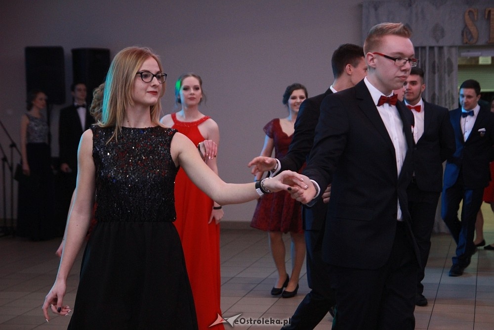 Studniówka 2017 w II Liceum Ogólnokształcącym w Ostrołęce [21.01.2017] - zdjęcie #25 - eOstroleka.pl