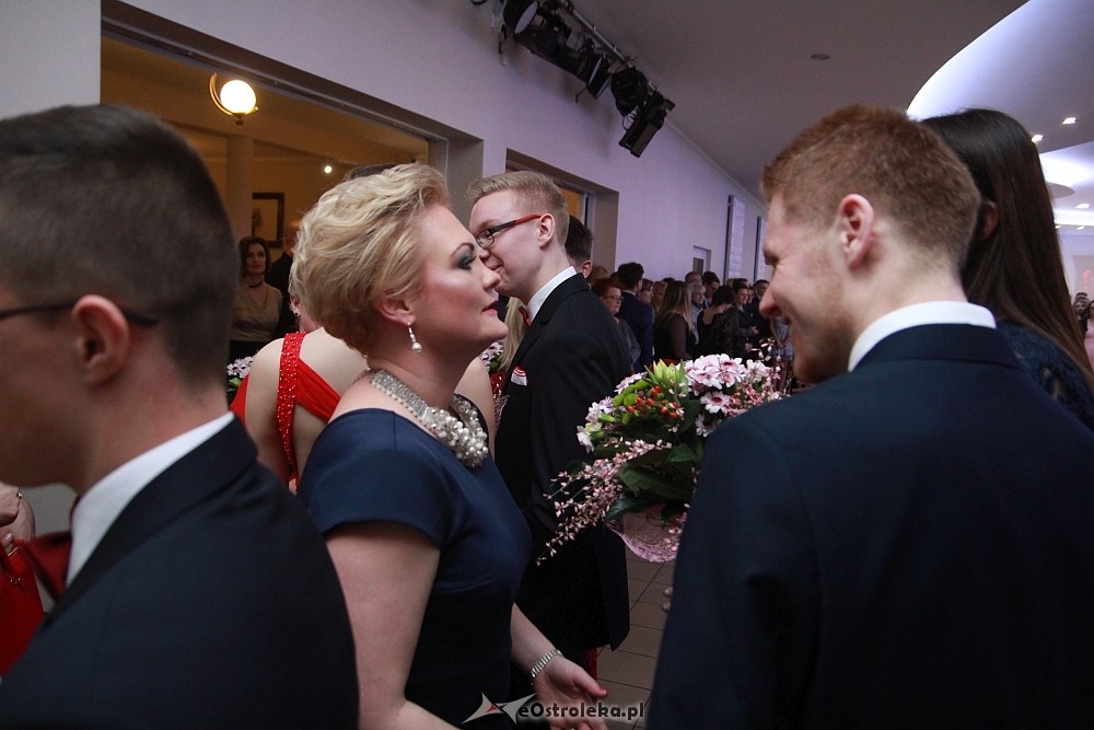 Studniówka 2017 w II Liceum Ogólnokształcącym w Ostrołęce [21.01.2017] - zdjęcie #3 - eOstroleka.pl