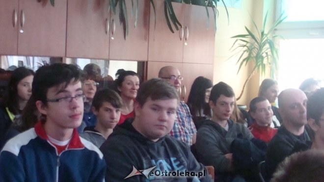 Spotkanie z Michałem Brakonieckim w ostrołęckiej „czwórce” [ZDJĘCIA] - zdjęcie #11 - eOstroleka.pl