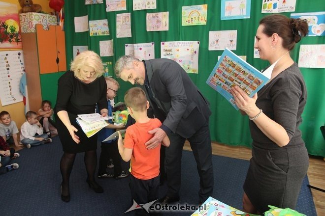 „Moje zachowanie świadczy o mnie” - podsumowanie konkursu w „Tęczowej Krainie” [ZDJĘCIA] - zdjęcie #9 - eOstroleka.pl