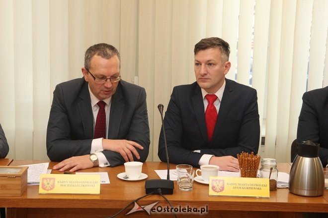 Ekspresowa sesja Rady Miasta z formalnymi zmianami w planach remontu mostu [09.02.2017] - zdjęcie #11 - eOstroleka.pl