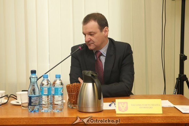 Ekspresowa sesja Rady Miasta z formalnymi zmianami w planach remontu mostu [09.02.2017] - zdjęcie #5 - eOstroleka.pl